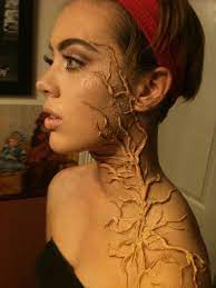Top Ten Weird Makeovers And Hairstyles Of All Time Halloween Makeup Diy Halloween Makeup Special Effects Makeup