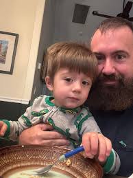 Somebody had their first bowl of cereal today!! Up until now we've been a  la carting a deconstructed Bol de Cereales, which is just a fancy way of  saying milk in a