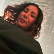 Fito foto qué? Fito-foto-dermatitis 🌿🍋☀ ¡Y es más común de lo que crees!  Es la aparición de manchas o quemaduras superficiales ocasionadas por el  contacto de la piel con alimentos o plantas