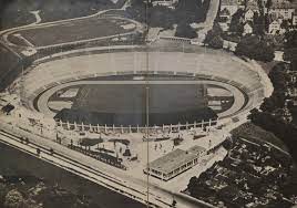 Acht spätere weltmeister standen auf dem platz. Rosenaustadion Stadt Augsburg