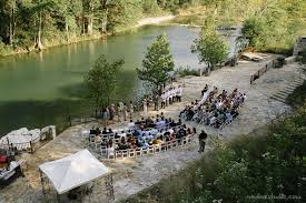 Hideout On The Horseshoe Wedding Austin Wedding Photographers Hill Country Wedding Wedding Horseshoes Hill Country Wedding Venues