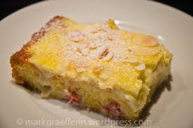 Die geschlagene sahne vorsichtig unterheben. Rhabarber Rhabarber Best Of Rhabarberkuchen Lebensart Im Markgraflerland