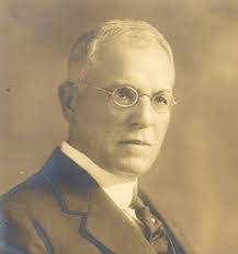 Arturo Salazar's Instagram, Twitter & Facebook