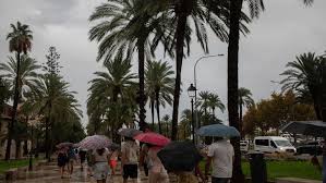 Unwetterchaos auf Mallorca: Flugausfälle und Überschwemmungen am Flughafen Palma