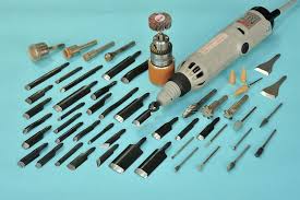 Electric Wood Carving Tools Http Www Woodesigner Net Provides Excellent Guidance As Well As Tips Electric Wood Carving Tools Wood Carving Tools Carving Tools