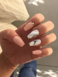 Hopefully, these marble nail ideas have inspired you to try something new with your next manicure. 25 Stunning Ideas For Marble Nails Fashionisers C
