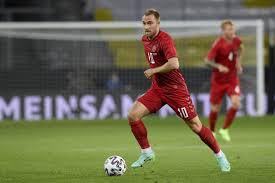 Simon kjaer has received huge praise for his part in stabilising christian eriksen after he collapsed and required cpr in denmark's euro 2020 game. Oxuu7kvlexccrm