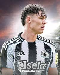 Newcastle are searching for a striker following the issues with Alexander  Isak and have linedup 3 candidates Jorgen Strand Larsen from Wolves Yoan  Wissa from Brentford Alexander Sorloth from Atletico Madrid