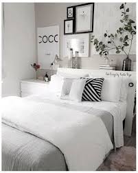Ces couleurs favorisent une atmosphère douce. Luxurylifestyle Luxuryluxurtravel Reise Luxuryhouse Luxurylifestyle Luxuryhouse Luxurylifestyl Idee Chambre Idees Chambre Decoration Chambre Cocooning