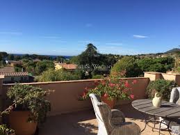 Carqueiranne Unique Appartement Villa Sur Le Toit De 137m2 Loi Carrez 156m2 Au Total 127m2 De Terrasse Plein Sud Entra Immobilier Vente Appartement Villa