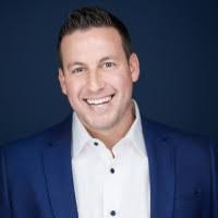 Larry Schwimmer's Instagram, Twitter & Facebook