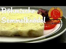 Bohmische Semmelknodel Von F Beckert Essen In Der Ddr Koch Und Backrezepte Fur Ostdeutsche Gerichte Erichs Kulinarisc Ddr Rezepte Rezepte Backrezepte
