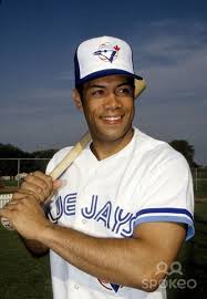 Roberto alomar, arguably the best second baseman in the major leagues, has rarely been given many of alomar's teammates over the years, from the padres to his current team, the new york mets. Who Is Roberto Alomar Dating Roberto Alomar Girlfriend Wife