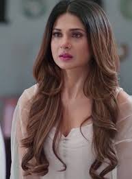 Pin By Miftah Perfumewala On Jenny Beautiful Jennifer Winget Actress Hairstyles Indian Hairstyles Jennifer Winget Beyhadh