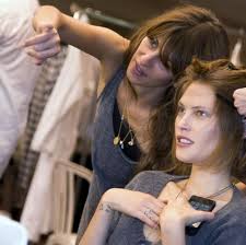 Près du centre de paris ? Coiffeur Visagiste Pourquoi Choisir Un Coiffeur Visagiste Elle