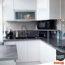 Cuisine Blanche Sans Poignee Ipoma Blanc Brillant Oskab Amenagement Petite Cuisine Cuisine Amenagee Meuble Bar Cuisine