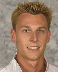 Highlighting Brandon Hulko, one of our 2025 Hall of Fame inductees ⭐️ -3x  All-American in the 1-meter -3x SEC bronze medalist -SEC finalist in the  1-meter -NCAA finalist in the 1-meter -2002