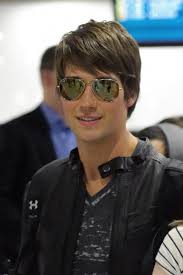 Amo a todos los famosos y no me importa lo que digas