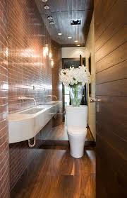 design tips to make a small bathroom better