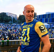 Hannover 96, vfl wolfsburg, arminia bielefeld, hamburger sv. Marco Antwerpen Eintracht Braunschweig Feuert Aufstiegs Trainer Welt