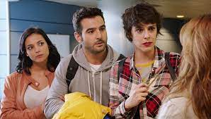 Un policía intenta que la impasible amante de un asesino en serie confiese dónde se encuentra un cadáver. Series Buscando El Norte Web Oficial De La Serie Espanola Buscando El Norte De Antena 3 Television