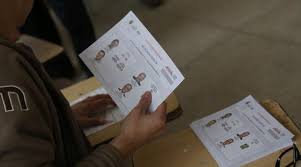Ecuadorans head to the polls february 7 to elect a new president, vice president, all 137 members of the unicameral national assembly, and five members of the andean parliament. Exit Poll Cedatos Lasso 53 02 Moreno 46 98 Perfiles De Opinion Lasso 47 8 Moreno 52 2 El Comercio