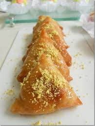 Samsa Aux Amandes Gateau Algerien Les Joyaux De Sherazade Recette Gateau Algerien Alimentation Delicieux Desserts