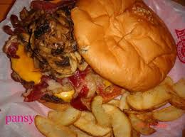 برجر حجمها 1 باوند فدركرز Fuddruckers قيم