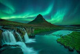 Northern Lights In Kirkjufell Mountain Iceland Northern Lights Beautiful Places To Travel See The Northern Lights