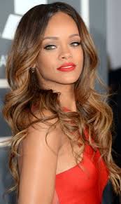 Dalgali Sac Modelleri Rihanna Hairstyles Thick Hair Styles Frontal Hairstyles