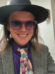 Oh yeah. I just realized that Yo La Tengo is playing at Hardly Strictly  Bluegrass o Sunday October 6. A great lineup Sunday including Patti Smith,  The Wood Brothers, Ramblin' Jack Elliott