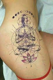 50 Chakra Tattoos To Show Off Your Spiritual Side Photo Album Sofeminine Small Shoulder Tattoos Thigh Tattoo Tattoos For Women