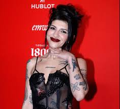 Cazzu habla de su vida con Nodal