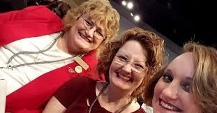 Rina Young, Digital Creator (@mkyoungrd)