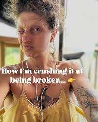 Esmé Hall (@esmeava) • Instagram photos and videos