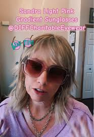 Sandra Fading Shades