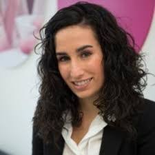 Aida Fernandez's Instagram, Twitter & Facebook