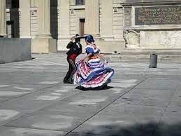 Cinco De Mayo For Kids Can Be Fun And Confusing With Cartoons Online Join Franky As He Learns A Thing Or Two About The Hi Ballet Folklorico Cinco De Mayo Pics