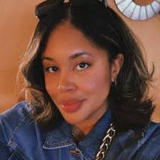 We are 3 weeks away from the 5th and final season of YOU! Season 5  premieres April 24