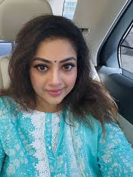 Meena Full Name: Meena Durairaj Date of Birth: 16 September 1976 Place of  Birth: Chennai, Tamil Nadu, India Nationality: Indian Profession: Actress,  Dancer, Playback Singer Languages Known: Tamil, Telugu, Malayalam, Kannada,  Hindi