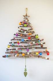 Diy Ideas With Twigs Or Tree Branches Hative Creative Christmas Trees Creative Christmas Christmas Decor Diy