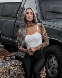 Caity Babs : rHotchickswithtattoos