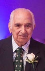 Louis Pecora's Instagram, Twitter & Facebook