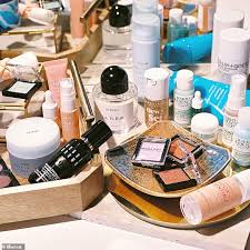 Find beauty products from makeup brands la girl, za by shiseido & more. Mecca Huge Mid Year Sale On Makeup And Skincare Brands With Prices Slashed 50 Per Cent Express Digest