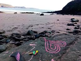 Here's what you need to know. Dating Someone With Wanderlust What Is It Like To Fall In Love With A Traveller A Workawayer