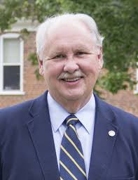 MHU President Lunsford to Deliver Farewell Address