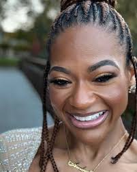 Amber Pierre's Instagram, Twitter & Facebook