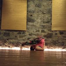 Plow Halasana Starting In Shoulder Stand See Other Picture Slowly Bring Your Feet Down Towards The Floor Behind Your Head If Y Shoulder Stand Pictures Asana