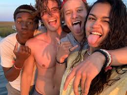 We would like to show you a description here but the site won't allow us. How Netflix Created Its Hot New Outer Banks Teen Cast