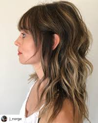 How to style a shag haircut? 21 Modern Shag Haircuts That Will Make You Chop Your Hair In 2020 Modern Shag Haircut Haircuts For Medium Hair Wavy Haircuts